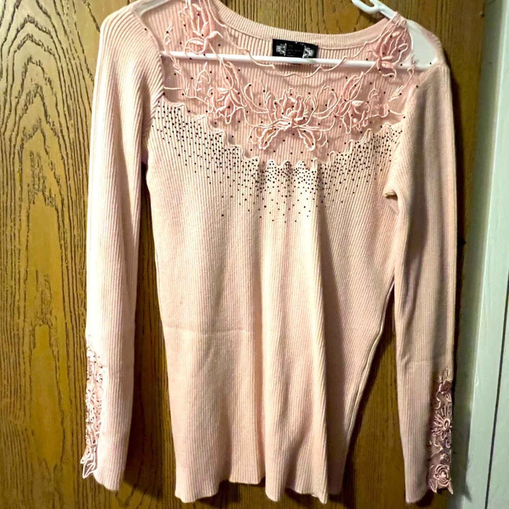 Beautiful Knit Long Sleeved Sweater